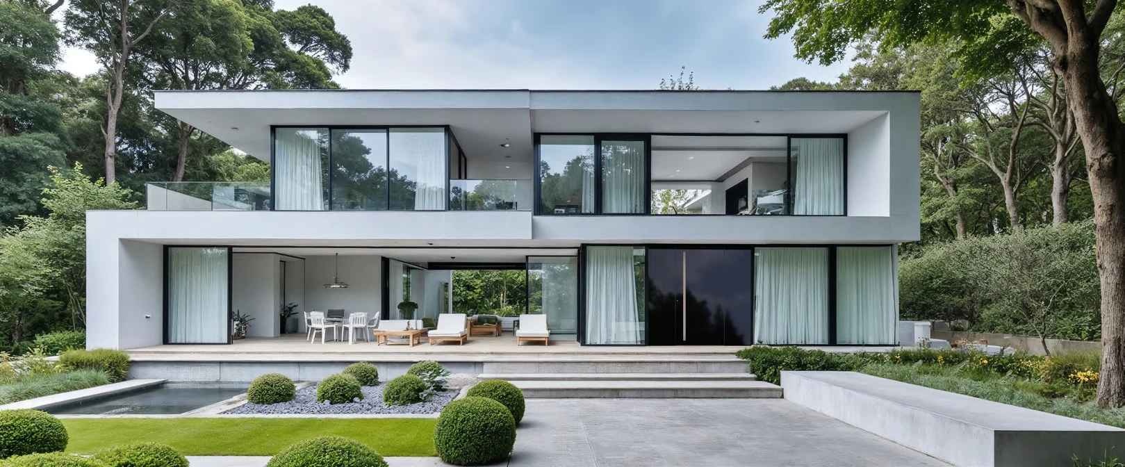 Crystalize — vilă contemporană cu suprafețe vitrate ample
